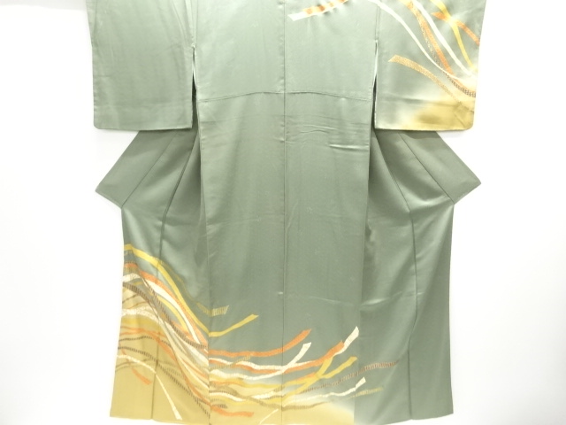 JAPANESE KIMONO / HOMONGI / TRADITIONAL PATTERN / ONE CREST